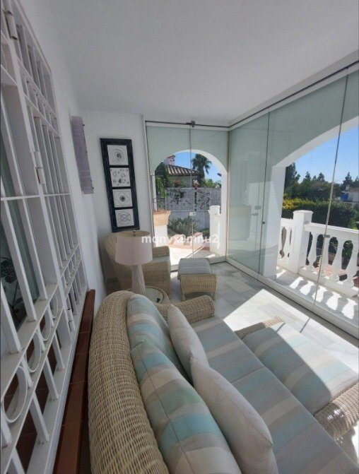 MARAVILLOSA VILLA INDEPENDIENTE A 900M DE LA PLAYA. PARA LOS AMANTES DEL SOL Y EL GOLF — Foto 3