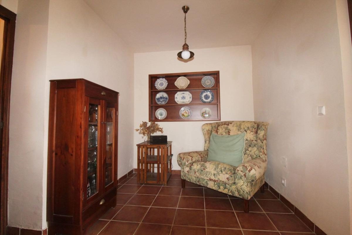 Marbella - Artola Alta - Villa Independiente 4 Dormitorios — Foto 4