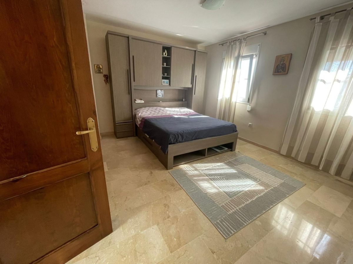 Alhaurín de la Torre - Chalet, 6 Dormitorios, Piscina, Apartamento Independiente — Foto 10