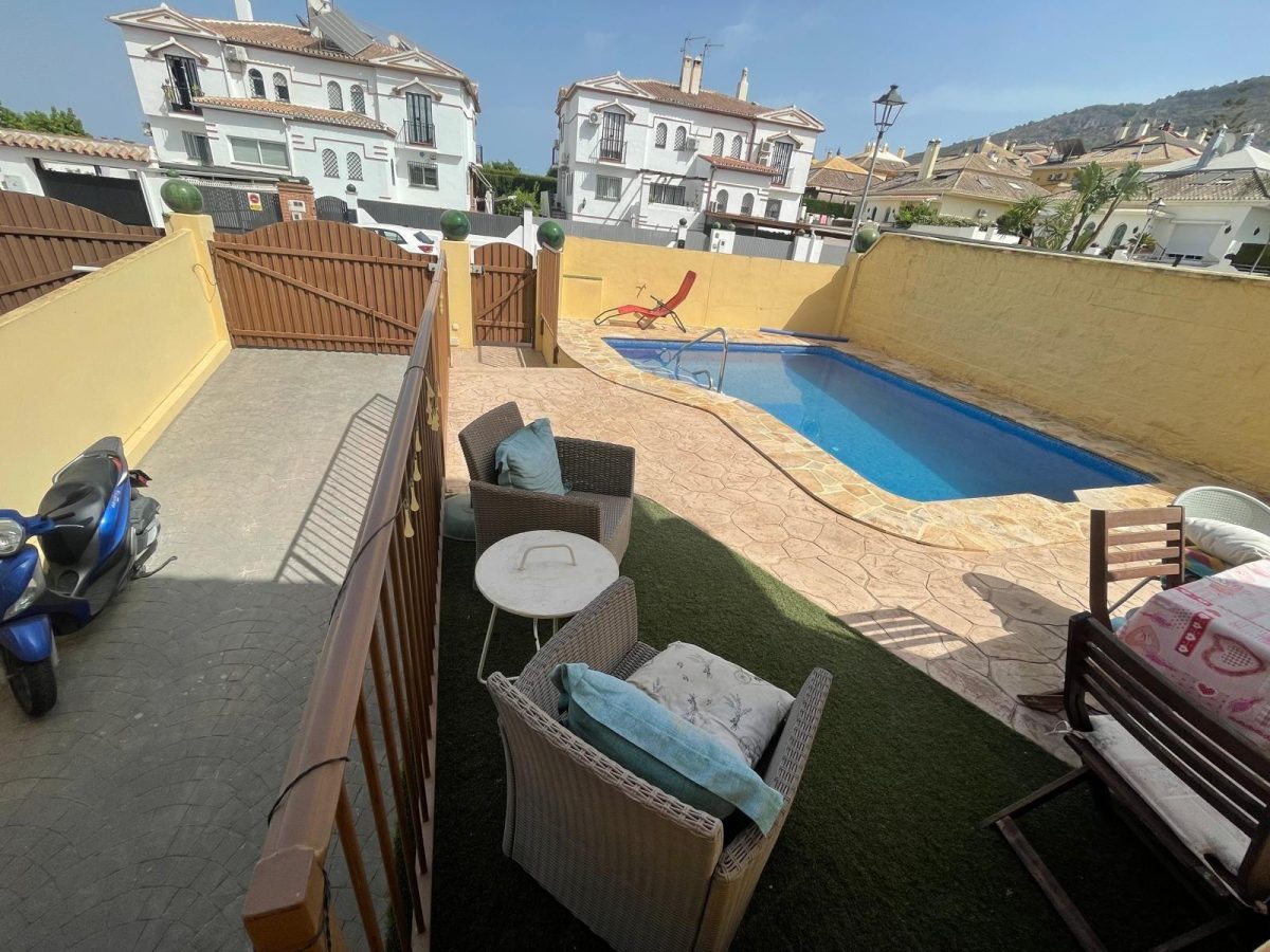 Alhaurín de la Torre - Chalet, 6 Dormitorios, Piscina, Apartamento Independiente — Foto 22