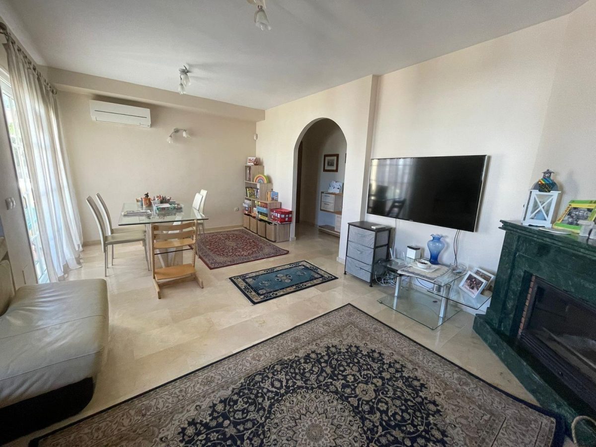 Alhaurín de la Torre - Chalet, 6 Dormitorios, Piscina, Apartamento Independiente — Foto 3