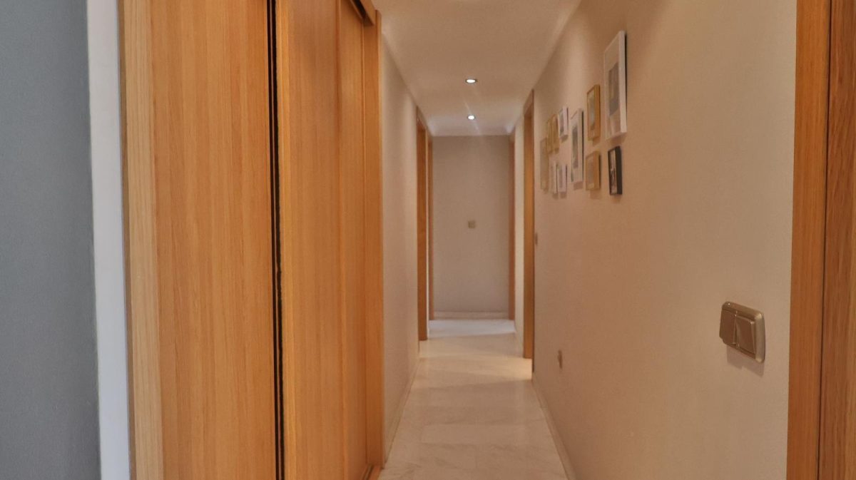 Ático Dúplex en Teatinos con Solárium Privado de 41 m² | 3 Dormitorios + Garaje y Trastero — Foto 21
