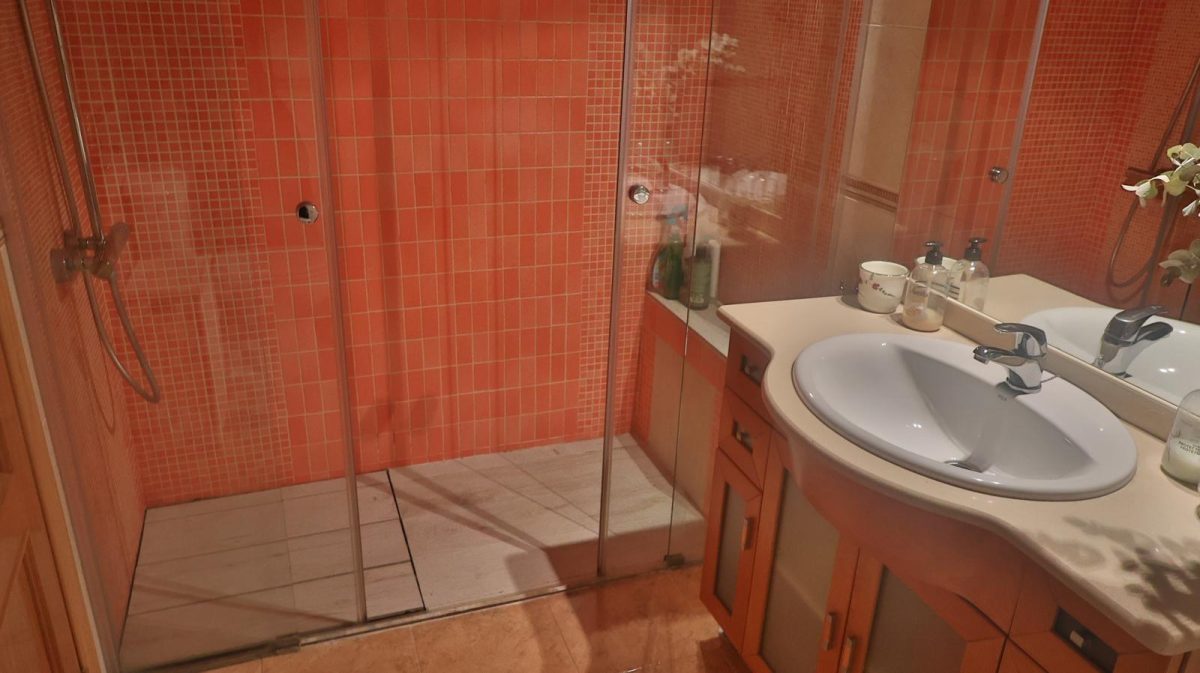 Ático Dúplex en Teatinos con Solárium Privado de 41 m² | 3 Dormitorios + Garaje y Trastero — Foto 20