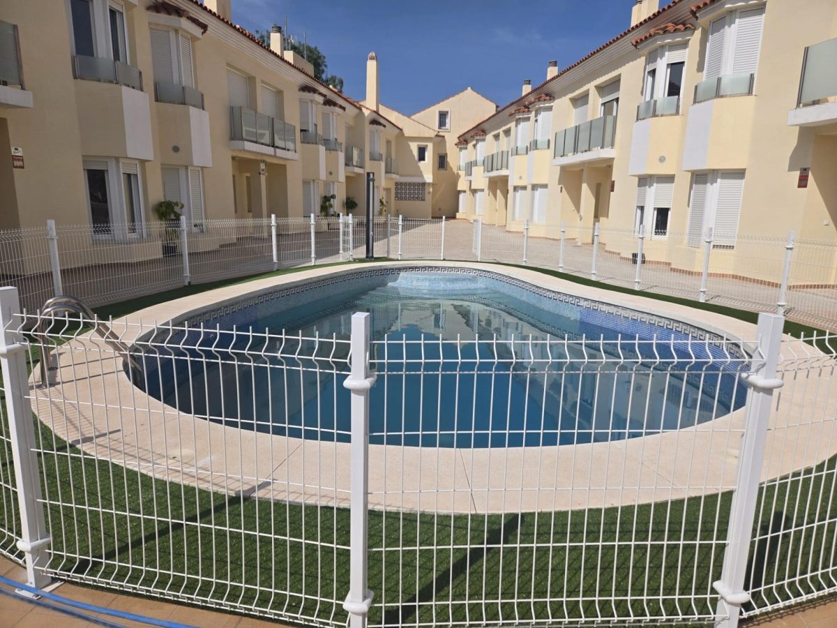 Los Boliches - Gran Adosada 4 Dormitorios, Piscina, Parking y Trastero Fuengirola — Foto 24