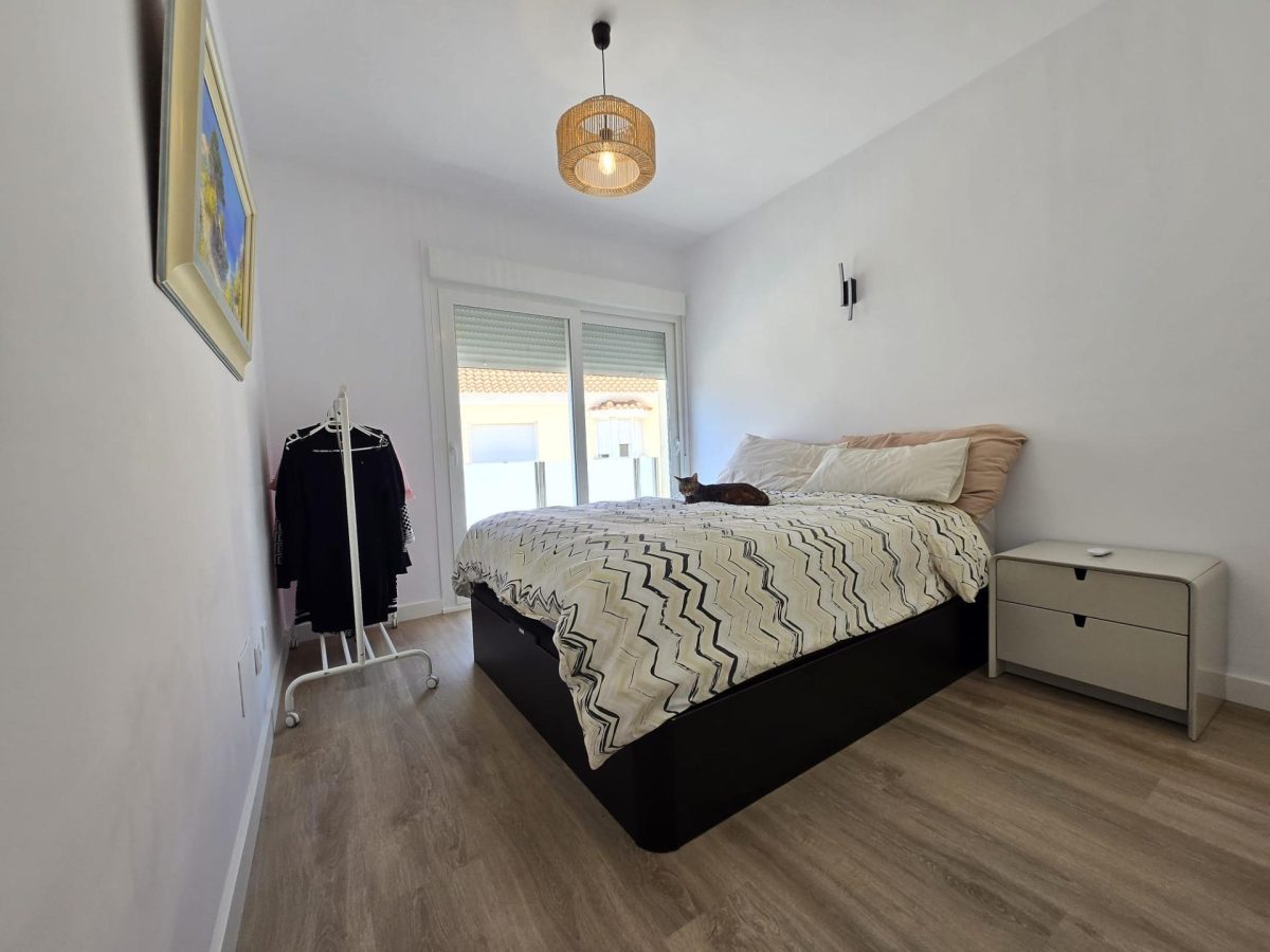 Los Boliches - Gran Adosada 4 Dormitorios, Piscina, Parking y Trastero Fuengirola — Foto 18