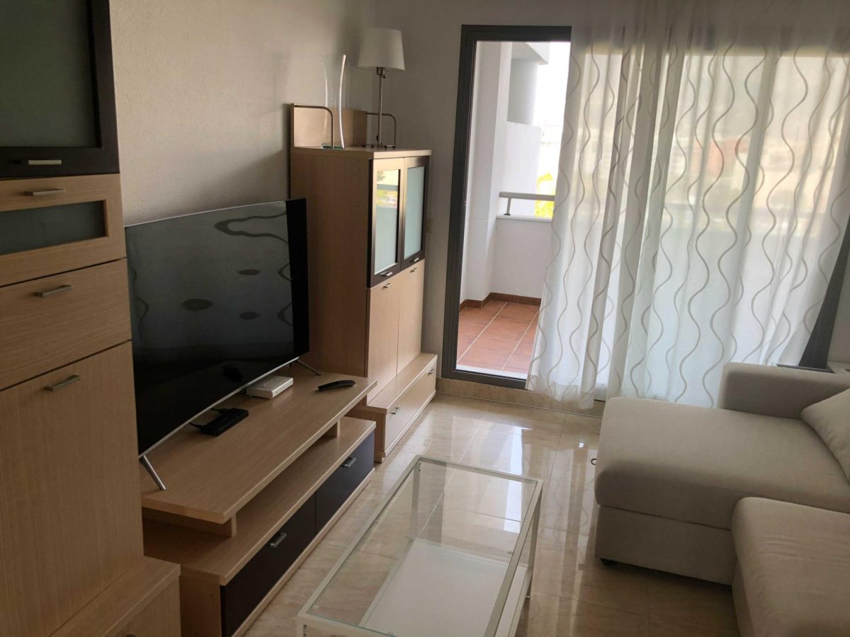 C.Comercial Miramar - Pisazo 1 Dormitorio, Garaje, Trastero, Piscina, Zona Infantil — Foto 4