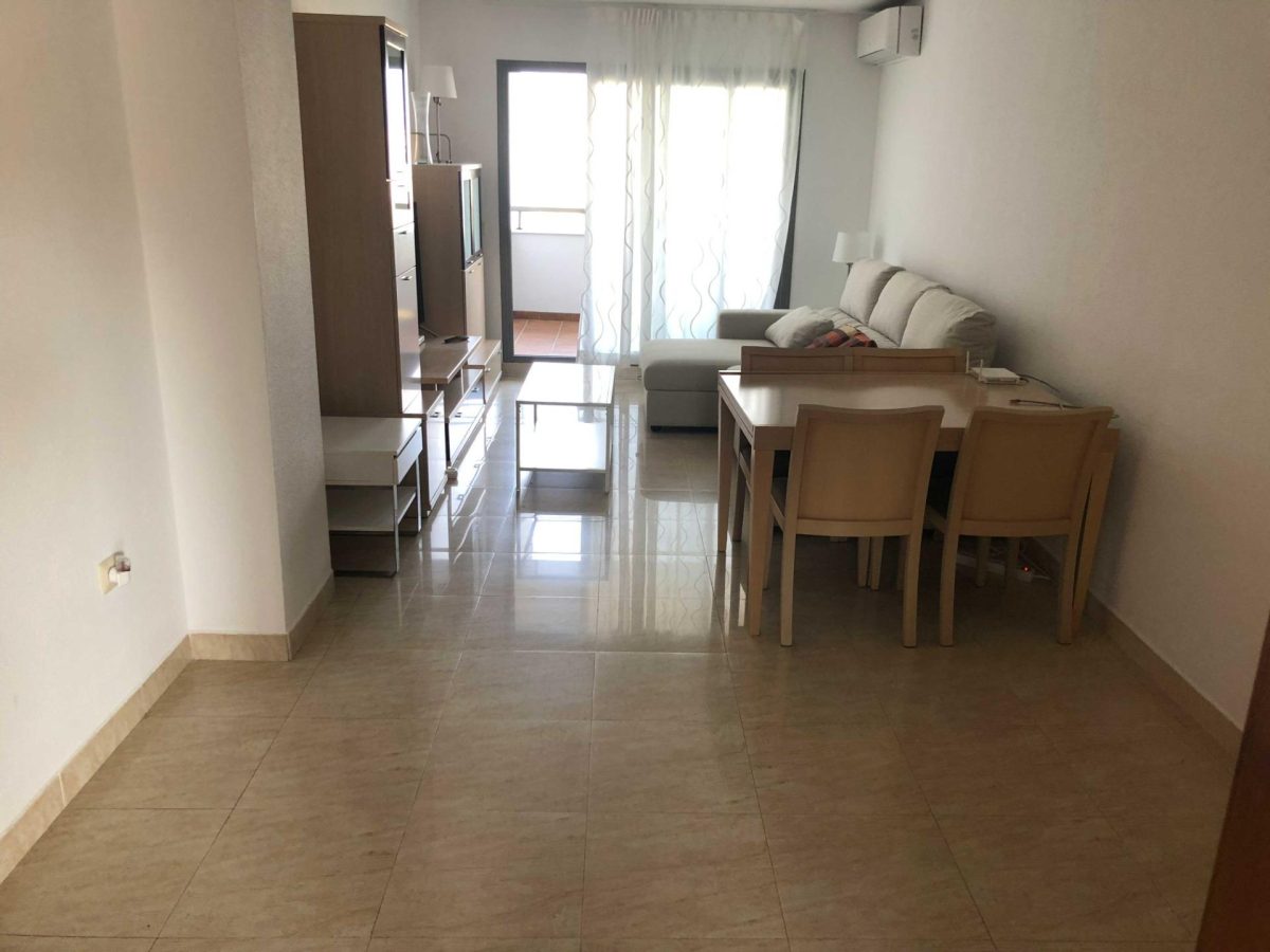 C.Comercial Miramar - Pisazo 1 Dormitorio, Garaje, Trastero, Piscina, Zona Infantil — Foto 2