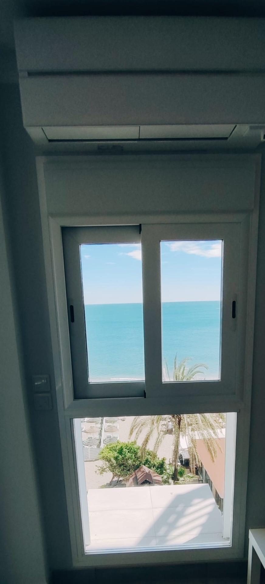 Fuengirola 1ªLínea Playa - Piso 1 Dormitorio Reformado — Foto 9