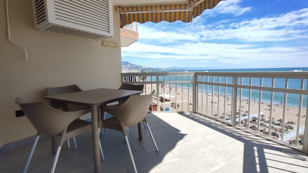 Fuengirola 1ªLínea Playa - Piso 1 Dormitorio Reformado — Foto 22