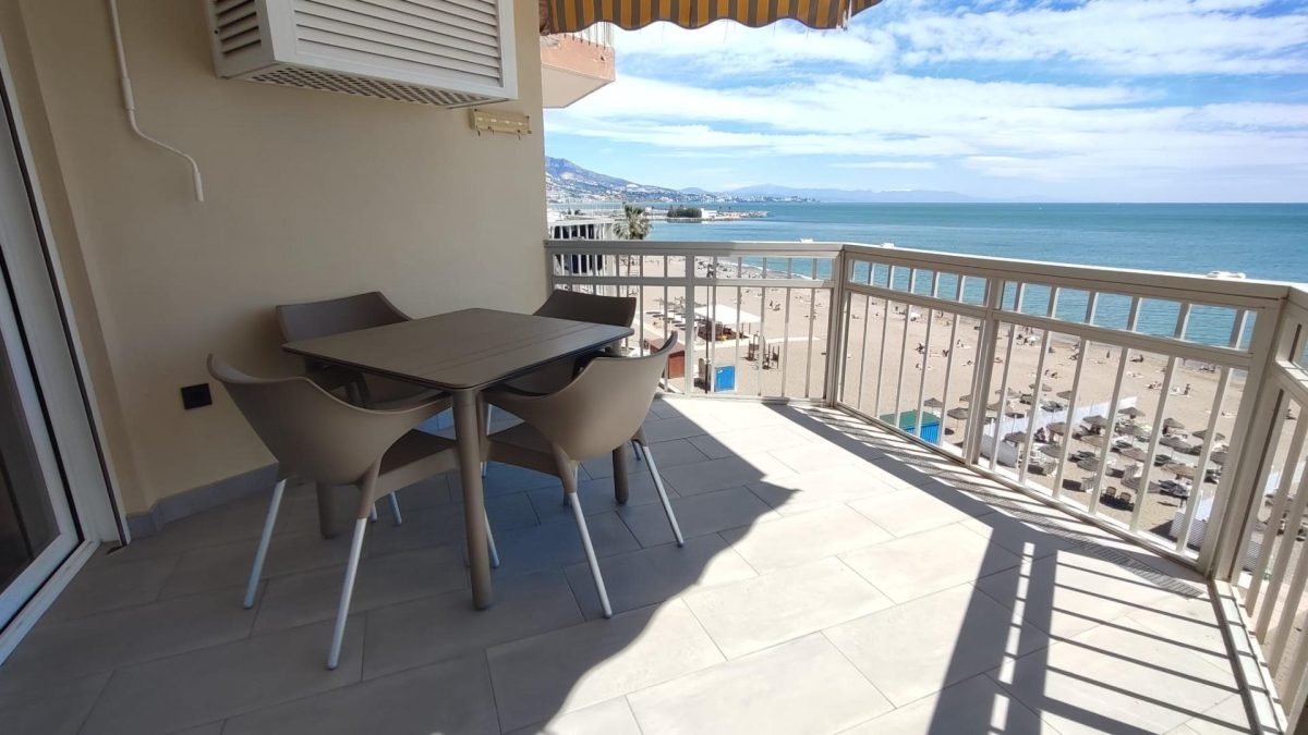 Fuengirola 1ªLínea Playa - Piso 1 Dormitorio Reformado — Foto 21