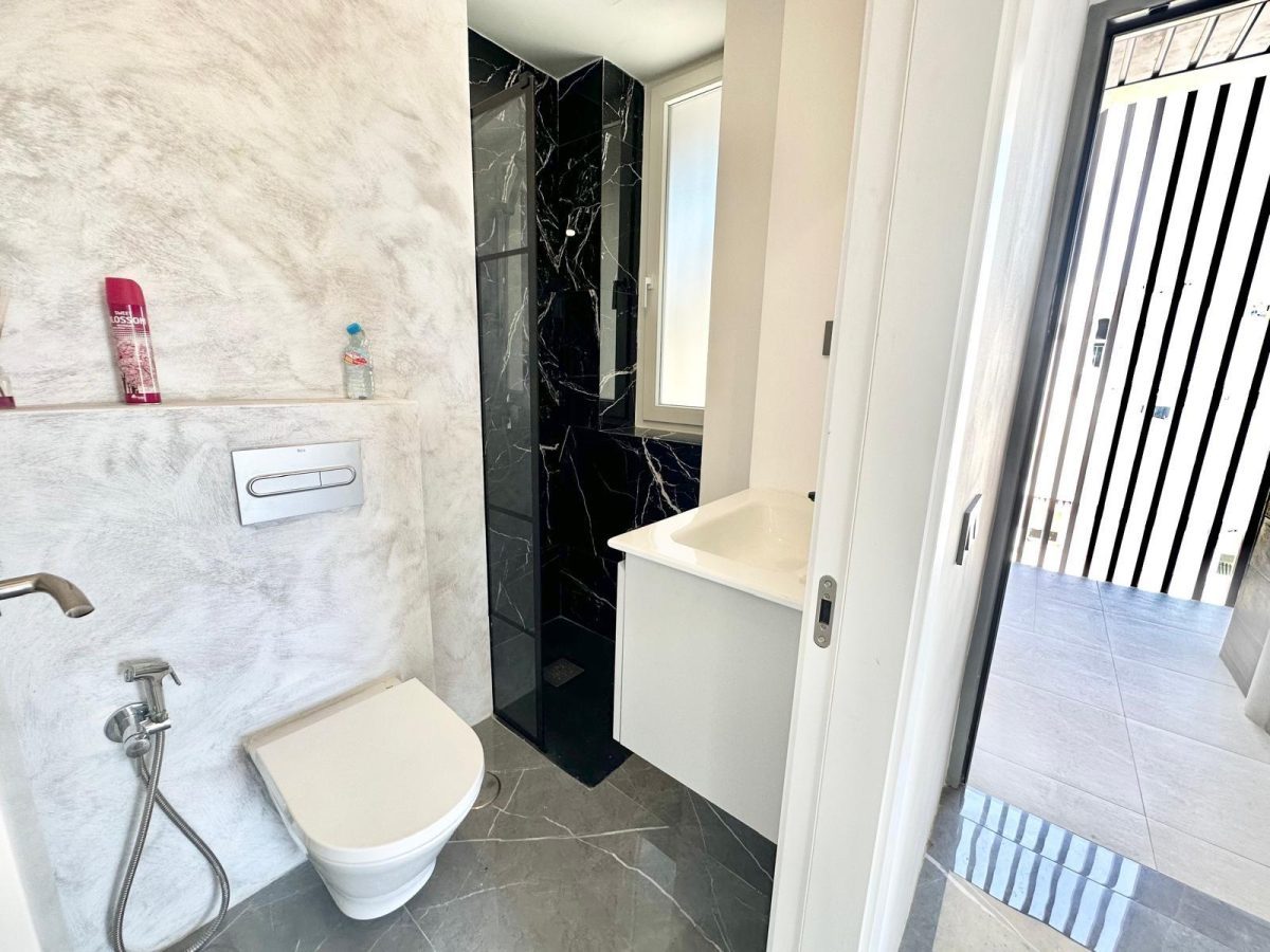 Benalmádena - Espectacular Piso a Estrenar, 2 Dormitorios, Garaje y Piscina — Foto 15
