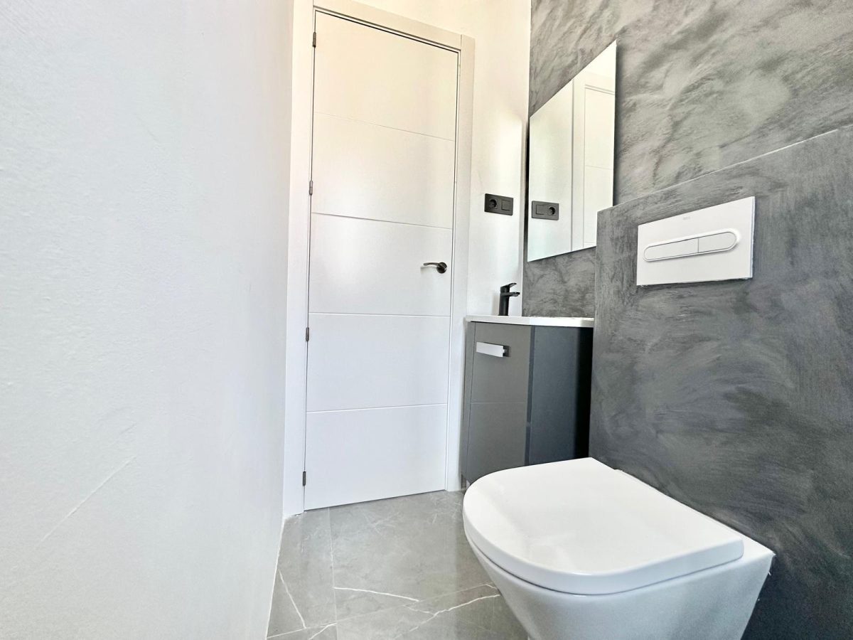 Benalmádena - Espectacular Piso a Estrenar, 2 Dormitorios, Garaje y Piscina — Foto 19