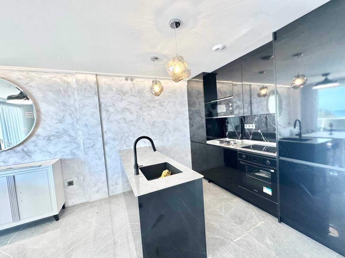 Benalmádena - Espectacular Piso a Estrenar, 2 Dormitorios, Garaje y Piscina — Foto 7