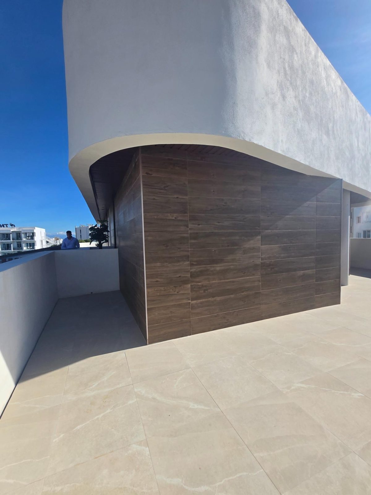 Benalmádena - Espectacular Dúplex a Estrenar, 2 Dormitorios, Vistas al Mar, Garaje y Piscina. — Foto 19