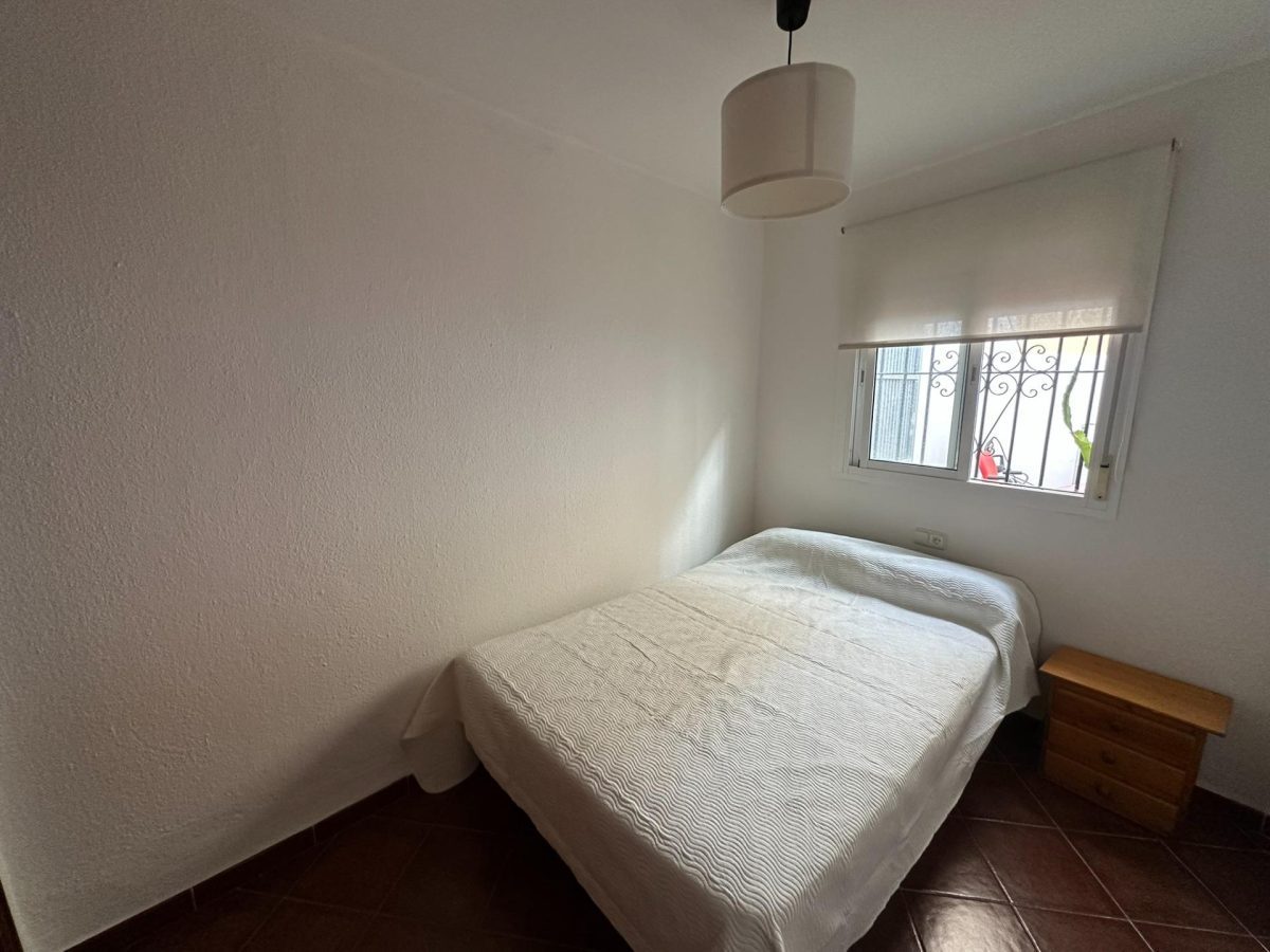 Las Lagunas - Casa Pareada Reformada 3 Dormitorios con Parking Privado y Solarium — Foto 15