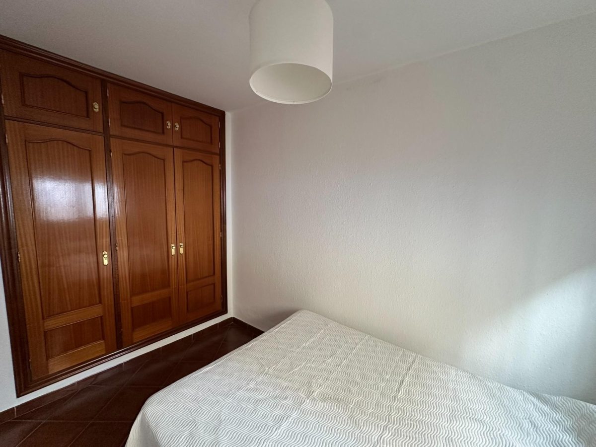 Las Lagunas - Casa Pareada Reformada 3 Dormitorios con Parking Privado y Solarium — Foto 16
