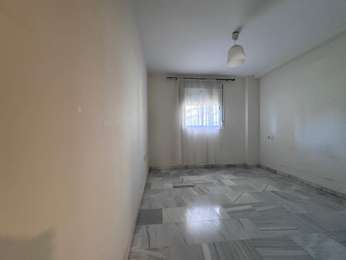 Las Lagunas - Piso de 2 Dormitorios, Piscina, Garaje y Trastero — Foto 8