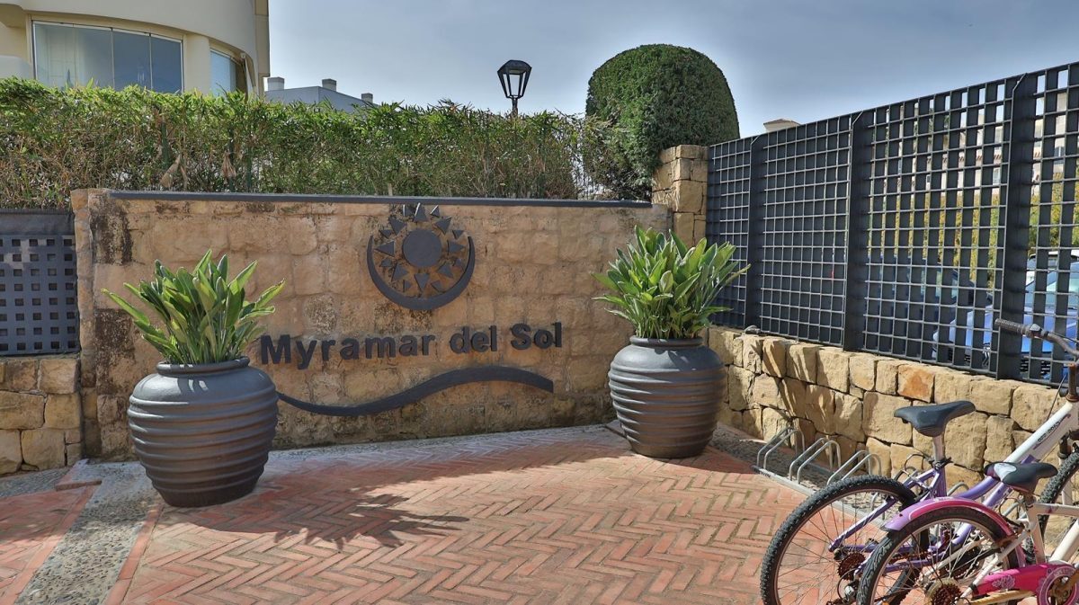 Piso con gran terraza y privacidad en Miramar del Sol, Mijas Costa — Foto 9