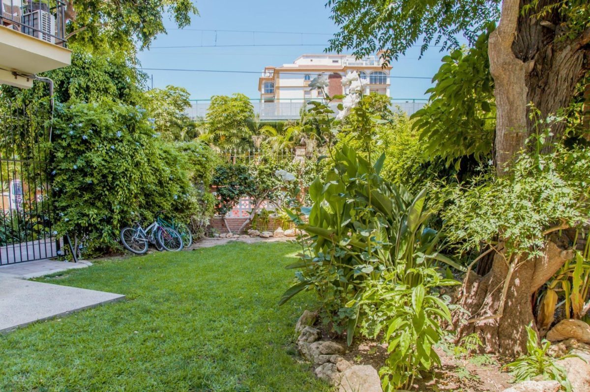 Los Boliches -  Piso 2 dormitorios,, Piscina, Jardín comunitario, Licencia Turística — Foto 2