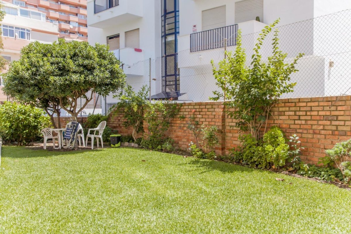 Los Boliches -  Piso 2 dormitorios,, Piscina, Jardín comunitario, Licencia Turística — Foto 12