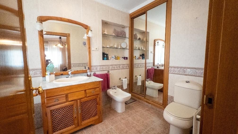 Benalmádena - Villa Reformada, 6 dormitorios, Piscina, Parking, Trastero — Foto 24