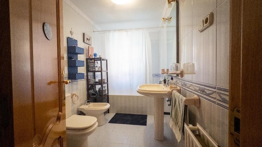 Benalmádena - Villa Reformada, 6 dormitorios, Piscina, Parking, Trastero — Foto 20