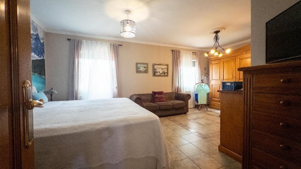 Benalmádena - Villa Reformada, 6 dormitorios, Piscina, Parking, Trastero — Foto 14