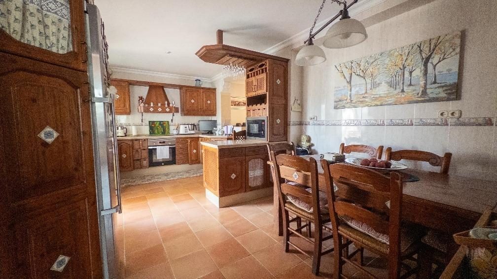 Benalmádena - Villa Reformada, 6 dormitorios, Piscina, Parking, Trastero — Foto 8