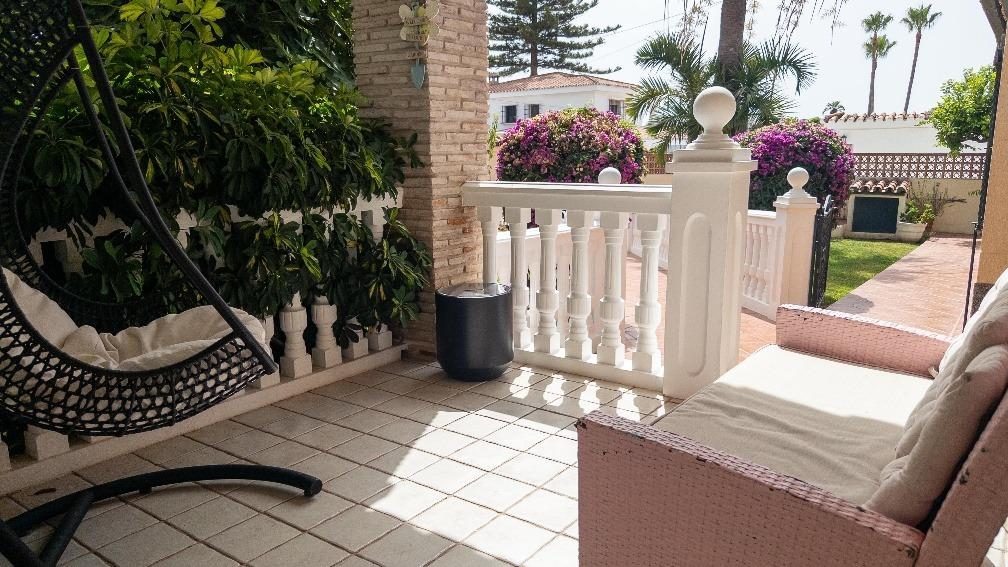 Benalmádena - Villa Reformada, 6 dormitorios, Piscina, Parking, Trastero — Foto 11