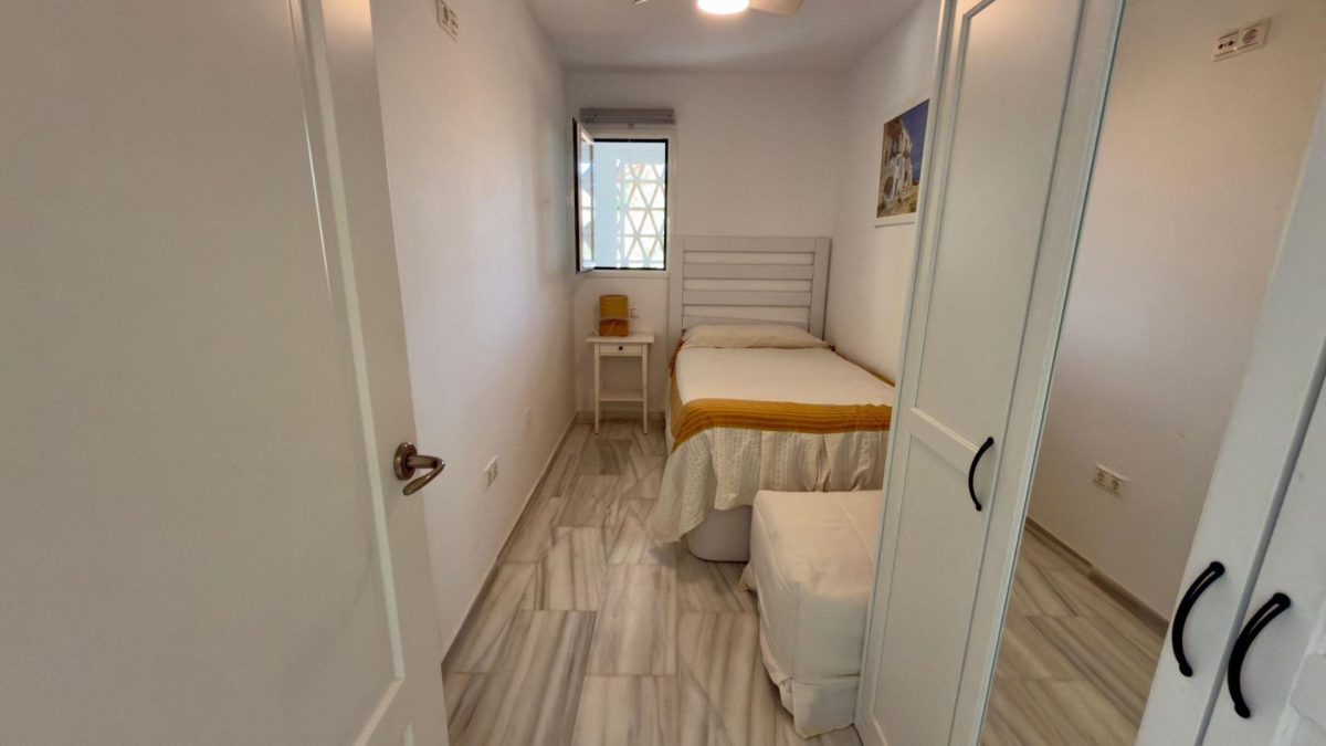 Marbella - Piso 3 dormitorios, a 200 metros de la playa. — Foto 10