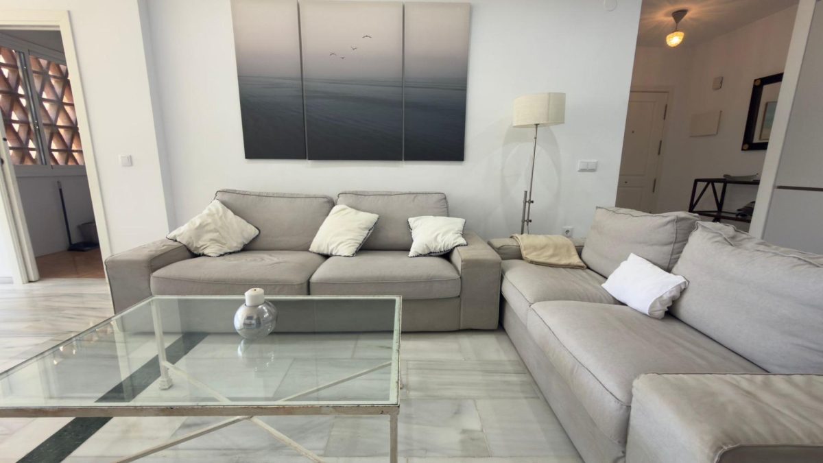 Marbella - Piso 3 dormitorios, a 200 metros de la playa. — Foto 3