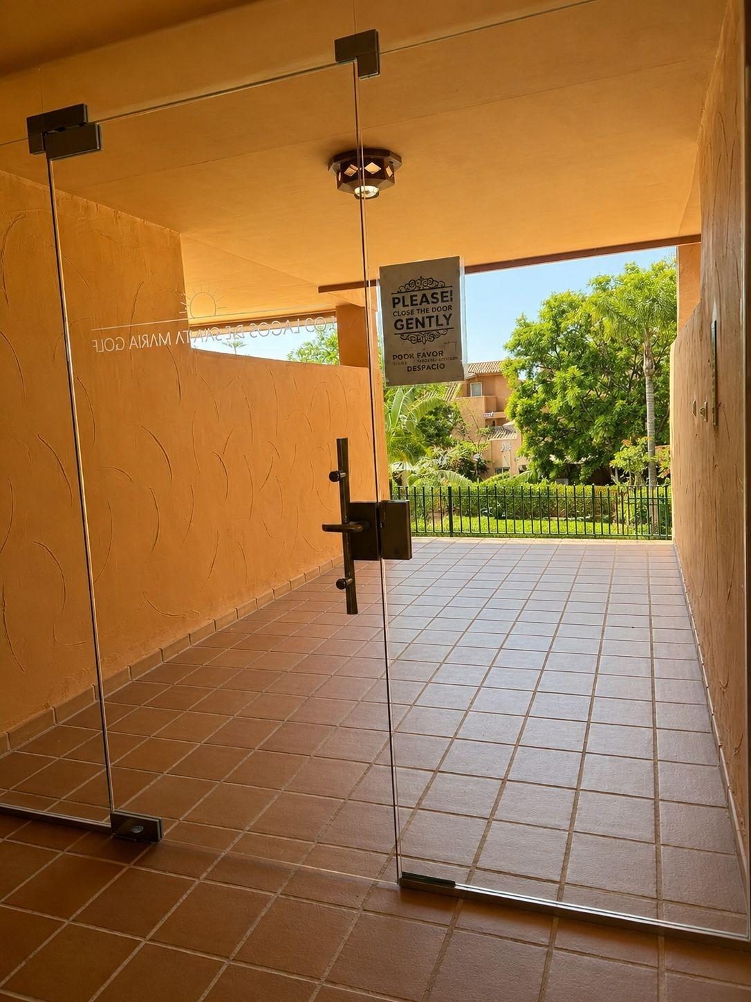 Elviria - Coqueto Piso 1 Dormitorio Garaje, Vistas al Mar, Campo de Golf — Foto 18