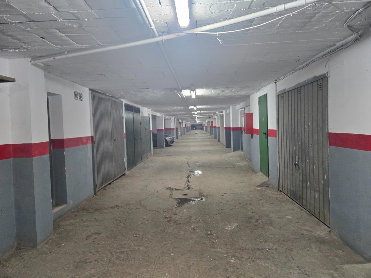 Fuengirola, Piso Reformado, 3 dormitorios, Garaje, Céntrico, Luminoso. — Foto 26