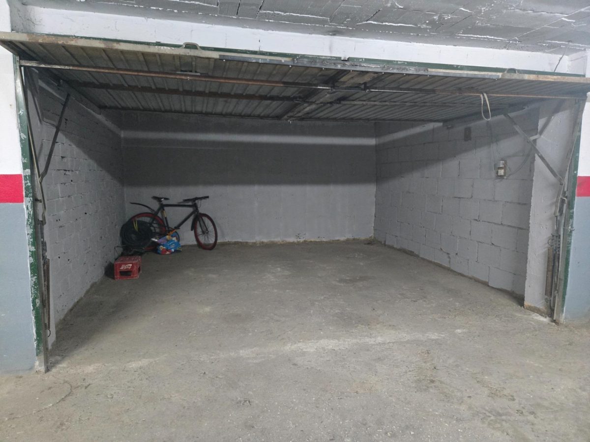 Fuengirola, Piso Reformado, 3 dormitorios, Garaje, Céntrico, Luminoso. — Foto 25