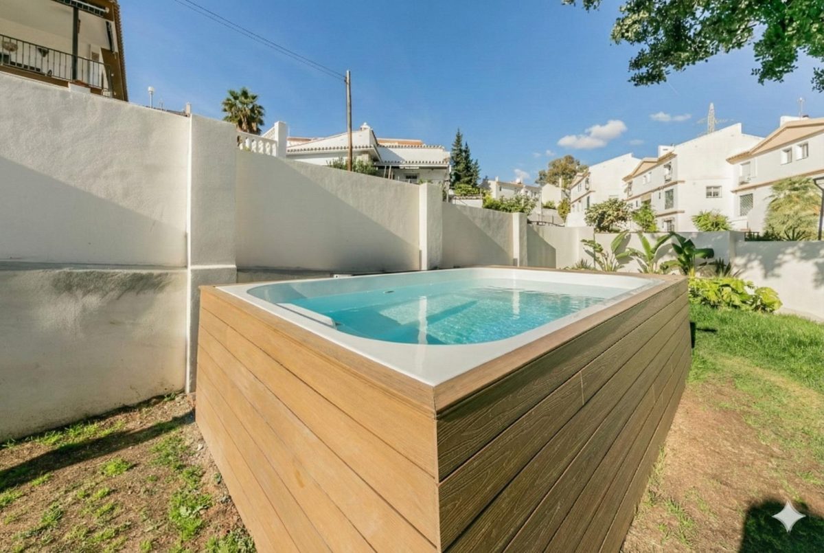 Torreblanca, Casa Reformada, 3 dormitorios + 1 oficina, Garaje, Piscina, jardín — Foto 28