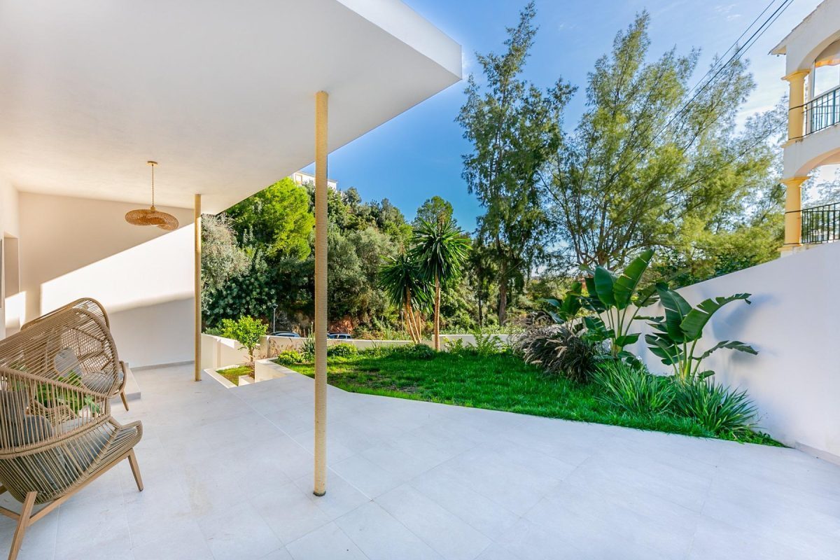 Torreblanca, Casa Reformada, 3 dormitorios + 1 oficina, Garaje, Piscina, jardín — Foto 23