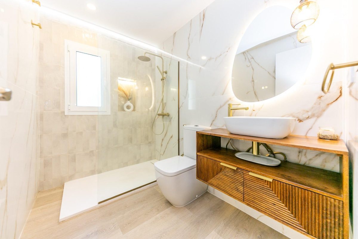 Torreblanca, Casa Reformada, 3 dormitorios + 1 oficina, Garaje, Piscina, jardín — Foto 17