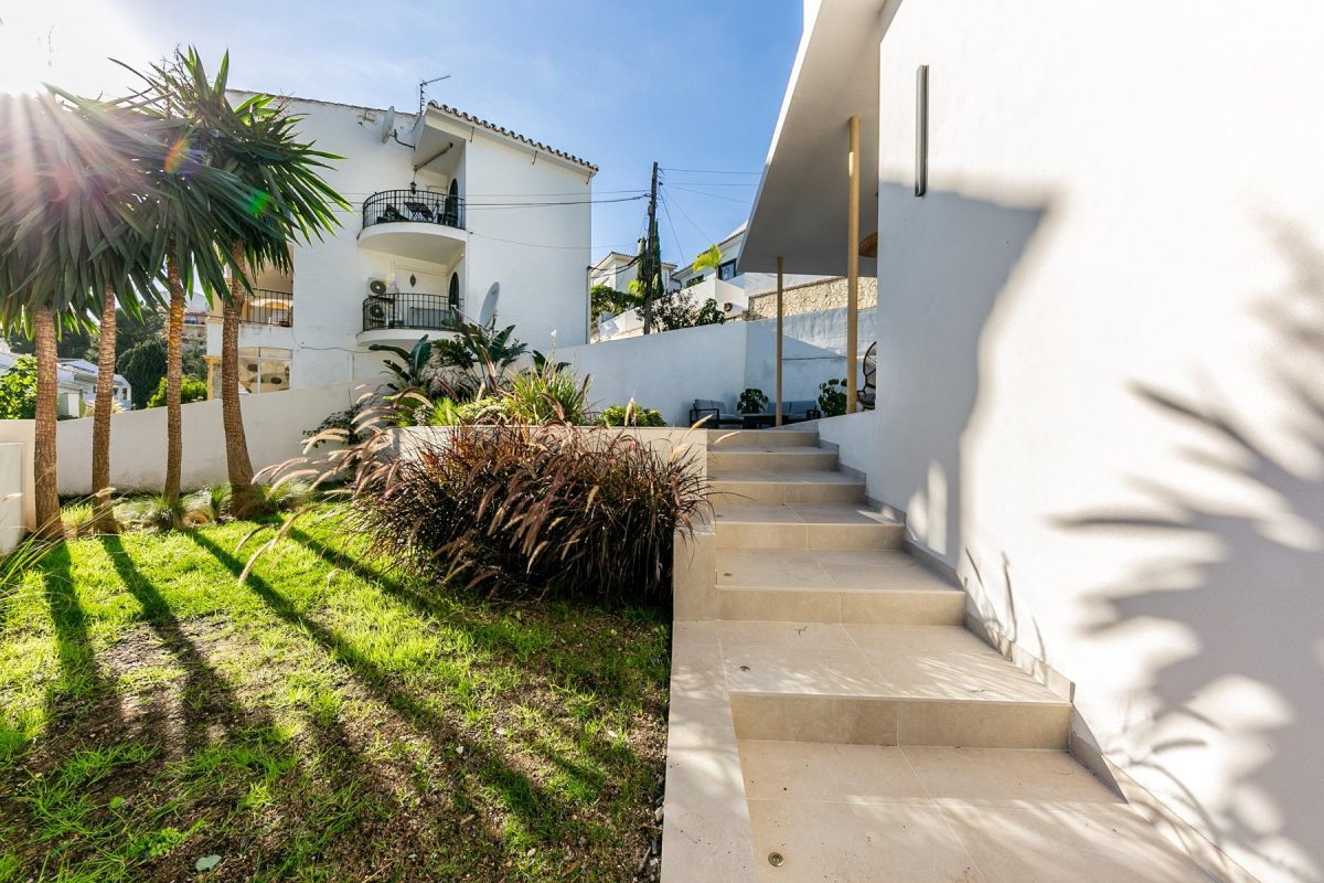 Torreblanca, Casa Reformada, 3 dormitorios + 1 oficina, Garaje, Piscina, jardín — Foto 25