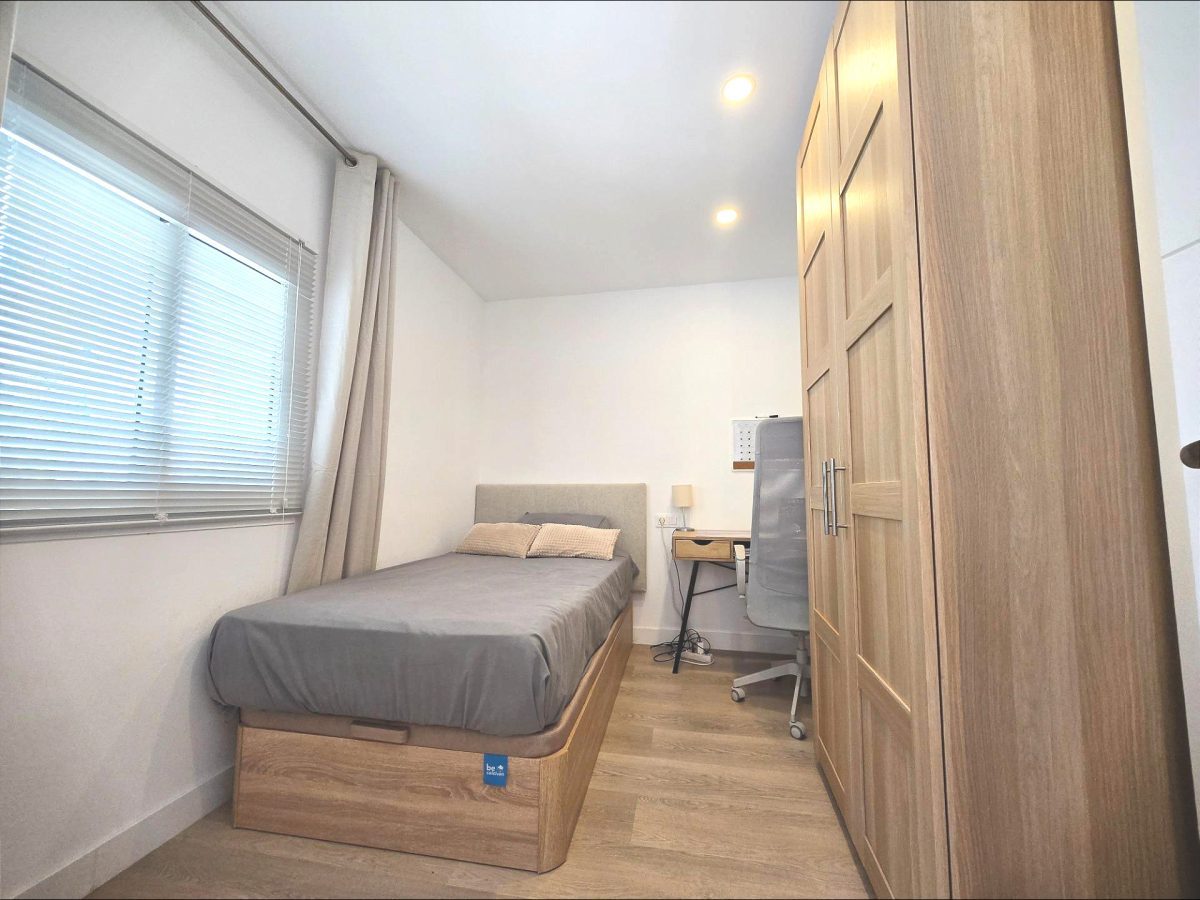 Torreblanca, Casa Reformada, 3 dormitorios + 1 oficina, Garaje, Piscina, jardín — Foto 11