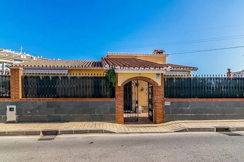 CHALET LA CALA DEL MORAL — Foto 1