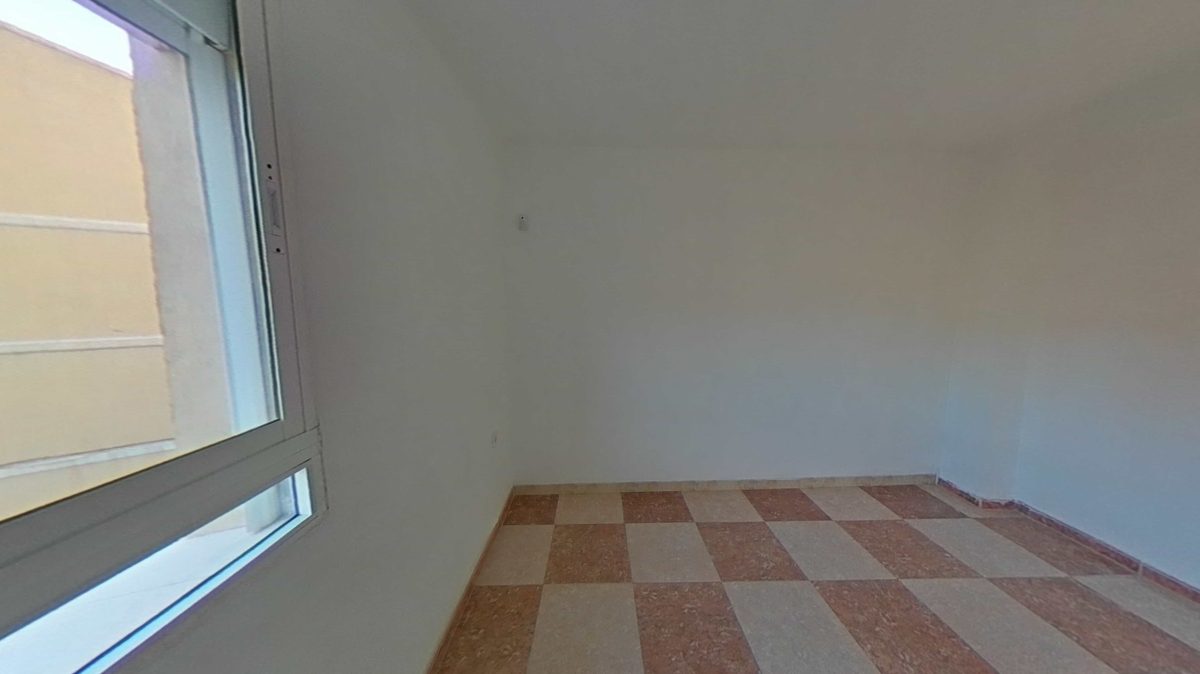 VIVIENDA ALQUILADA EN PORTADA ALTA — Foto 25