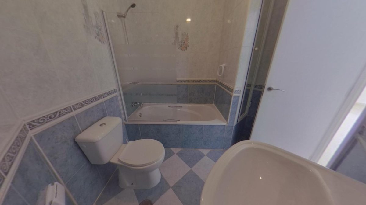 VIVIENDA ALQUILADA CON SEGURO DE IMPAGO ALHAURIN DE LA TORRE — Foto 2