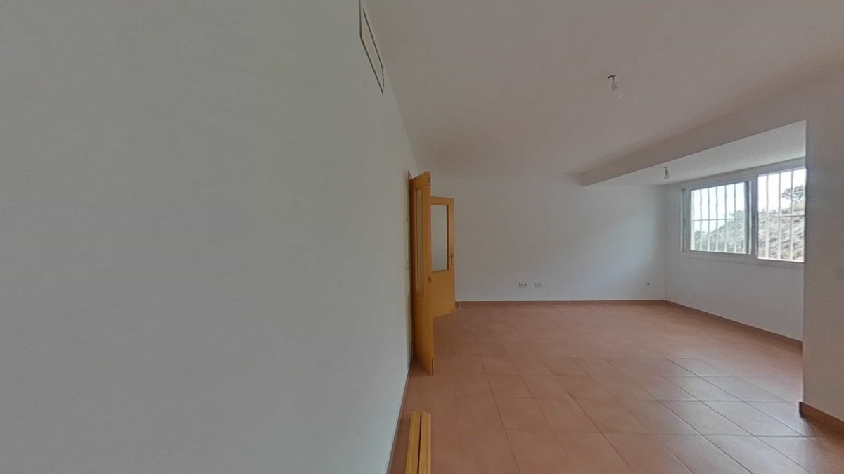 VIVIENDA ALQUILADA CON SEGURO DE IMPAGO PUERTO DE LA TORRE — Foto 1
