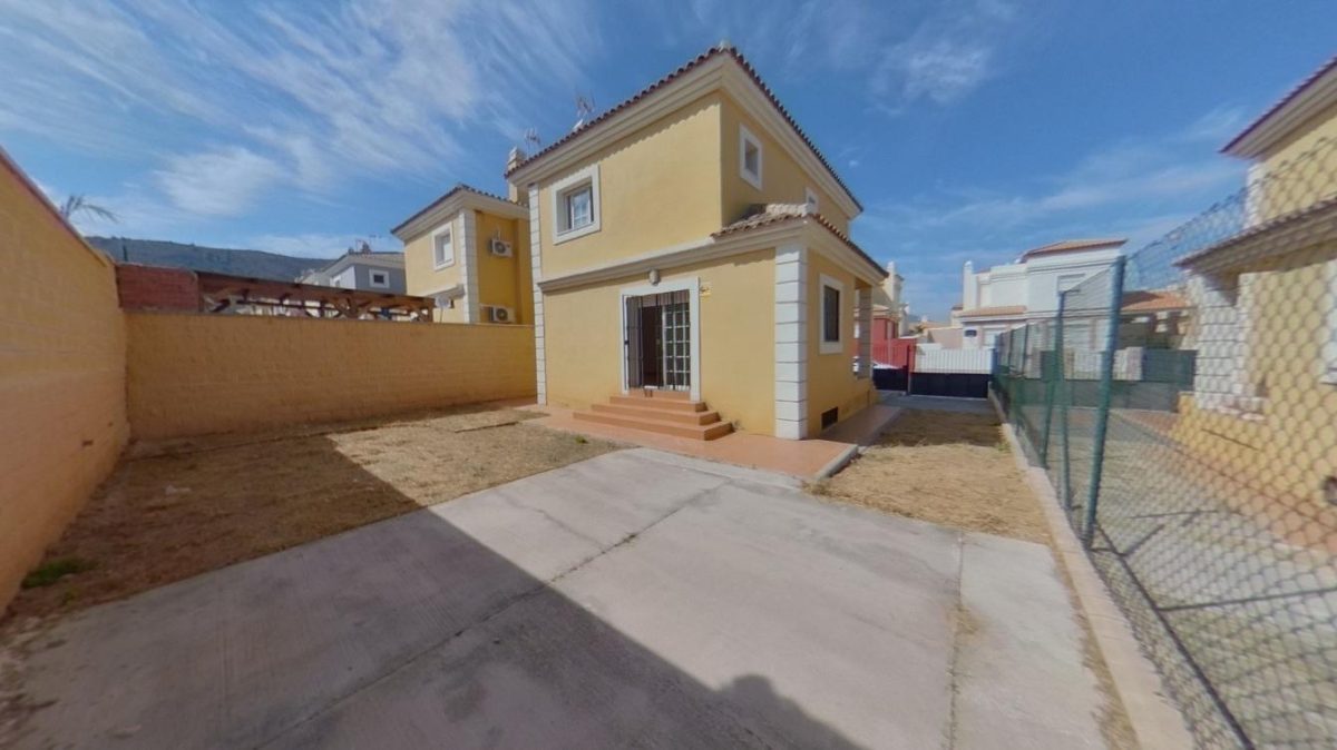 CHALET ADOSADO EN ALHAURIN DE LA TORRE CAPELLANIA — Foto 30