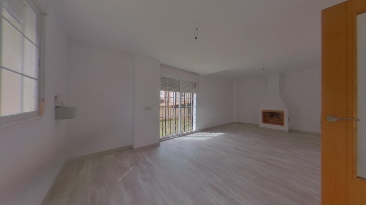 CASA ADOSADA EN ALHAURIN DE LA TORRE ALQUILADA CON SEGURO DE IMPAGO — Foto 3