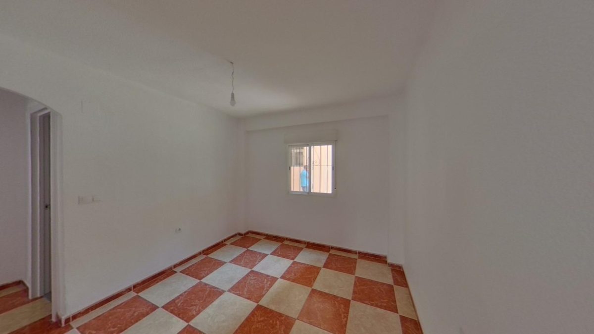 VIVIENDA 3 HABTIACIONES ALQUILADA CON SEGURO DE IMPAGO CIUDAD JARDIN V64 — Foto 9