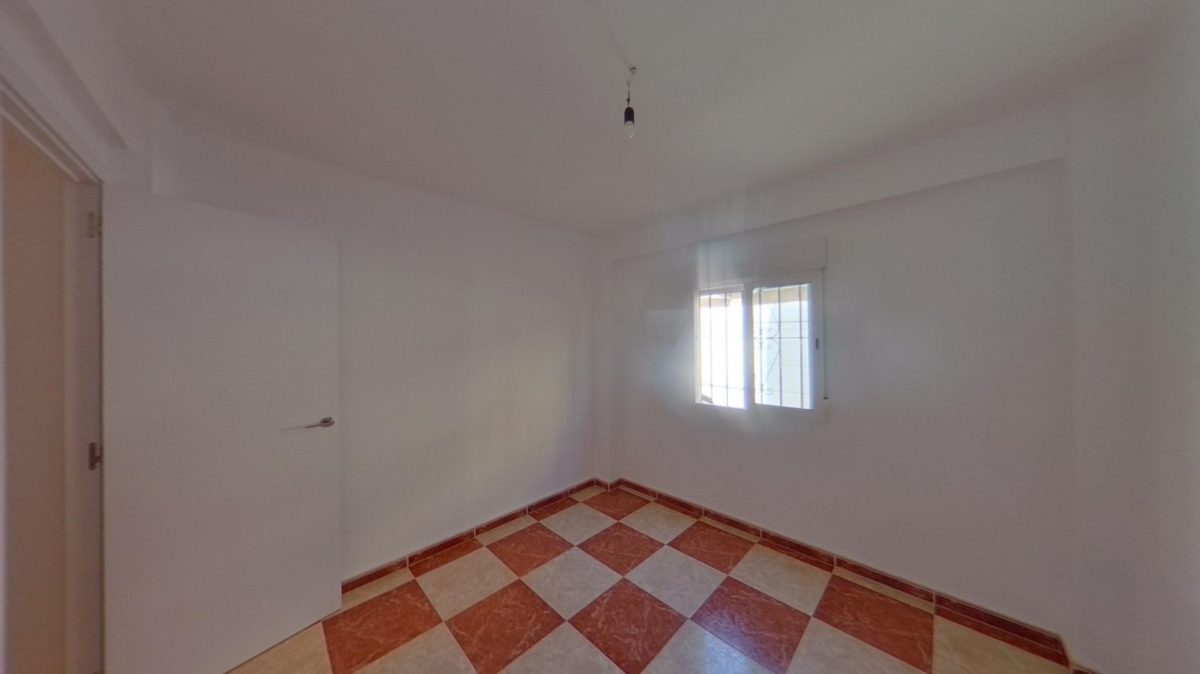 VIVIENDA 3 HABTIACIONES ALQUILADA CON SEGURO DE IMPAGO CIUDAD JARDIN V64 — Foto 22