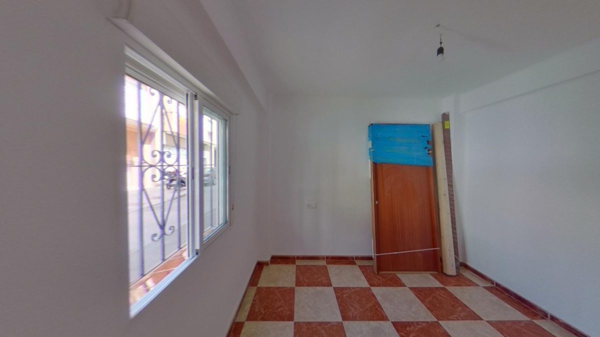 VIVIENDA 3 HABTIACIONES ALQUILADA CON SEGURO DE IMPAGO CIUDAD JARDIN V64 — Foto 23