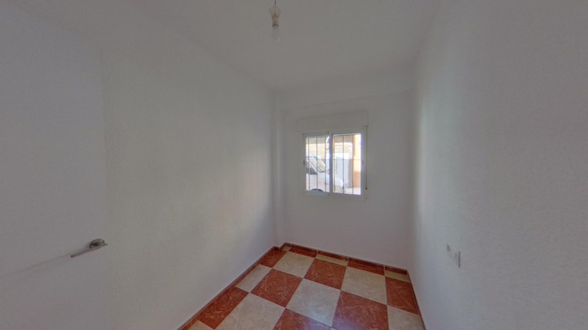 VIVIENDA 3 HABTIACIONES ALQUILADA CON SEGURO DE IMPAGO CIUDAD JARDIN V64 — Foto 25