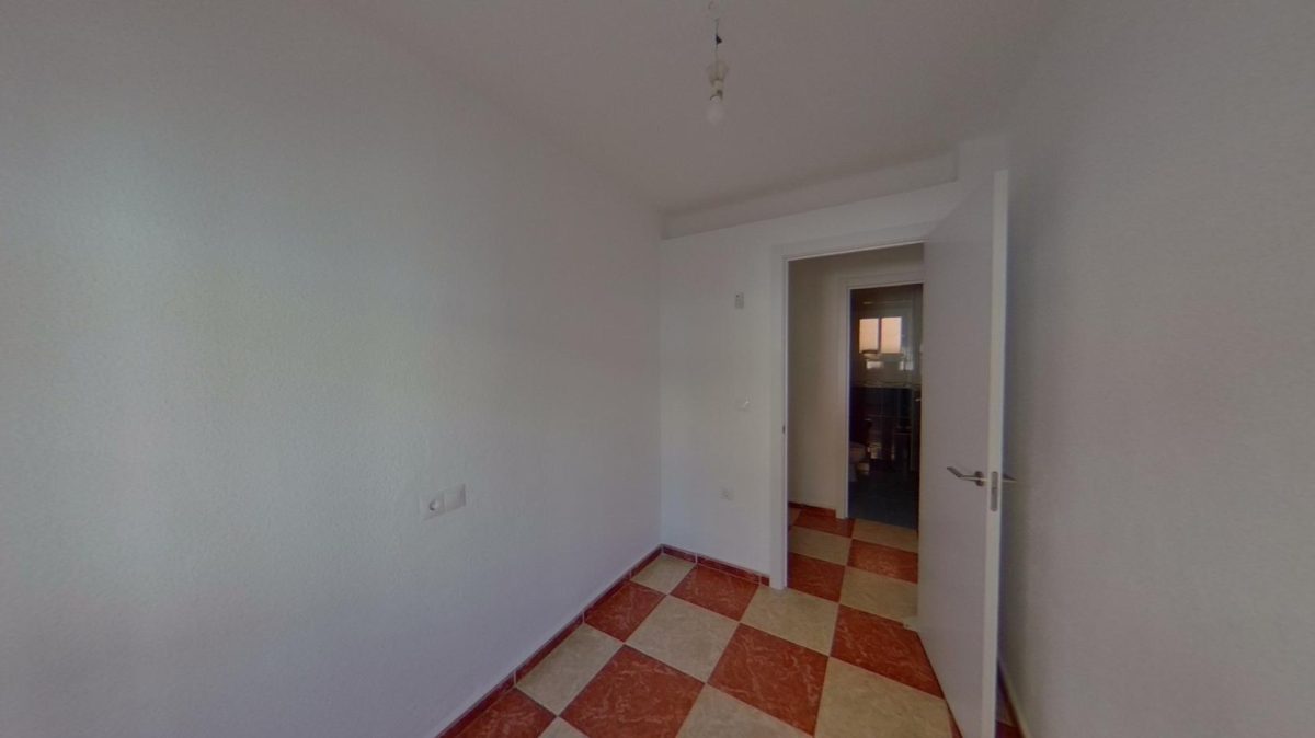 VIVIENDA 3 HABTIACIONES ALQUILADA CON SEGURO DE IMPAGO CIUDAD JARDIN V64 — Foto 27